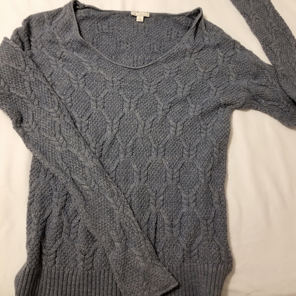 Gap knitted sweater
